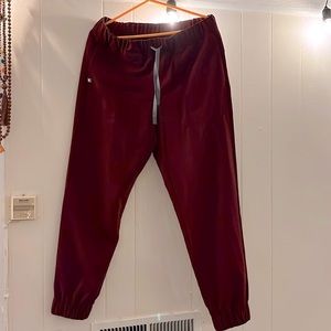 Burgundy figs jogger scrub pants